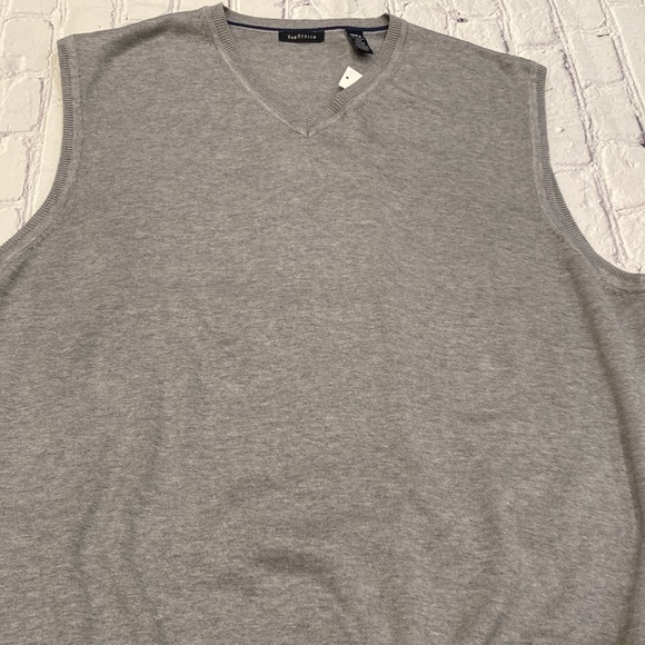 Van Heusen XXL V neck Acadamia Vest - Picture 4 of 4